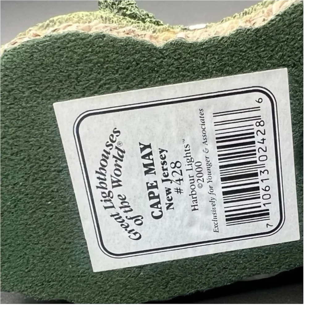 Cap May Lighthouse Figurine - Picture 9 of 10